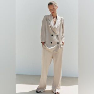 NWT - Zara Wrinkled Blazer - soft gold